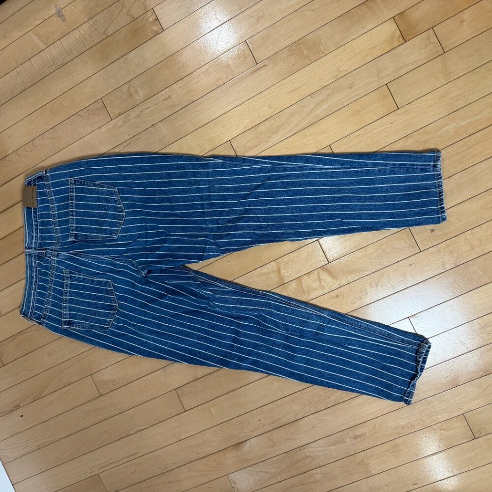 American Eagle Blue Pinstripe High Rise Straight Leg Mom Jeans Women’s Size 4 - Picture 8 of 11